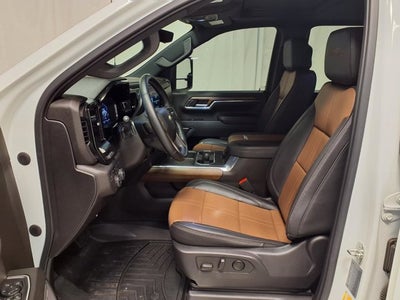 2024 Chevrolet Silverado 3500HD High Country
