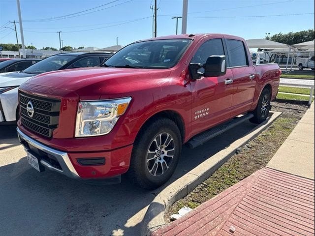 2021 Nissan Titan SV