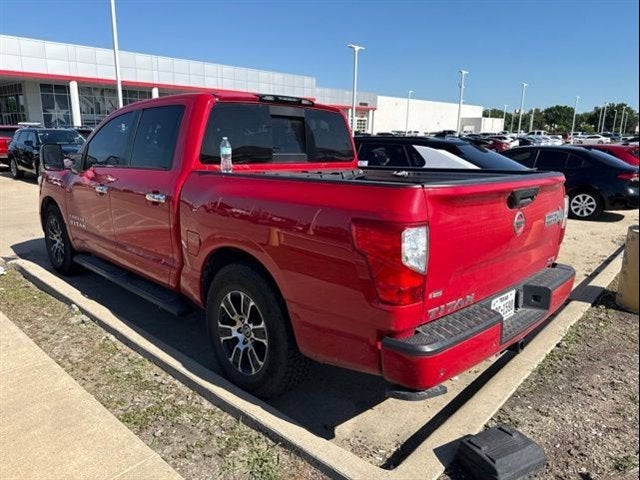 2021 Nissan Titan SV