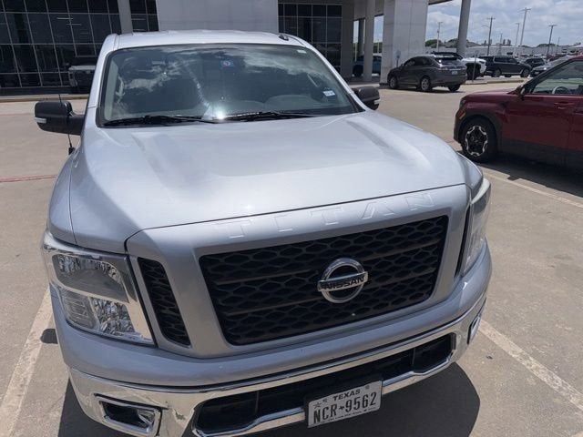 2019 Nissan Titan SV