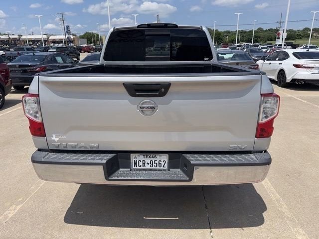 2019 Nissan Titan SV