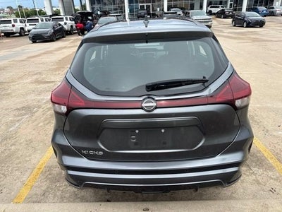 2024 Nissan Kicks S