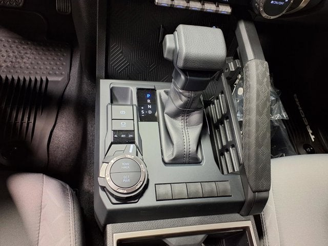 2026 Toyota Tacoma 4WD SR5