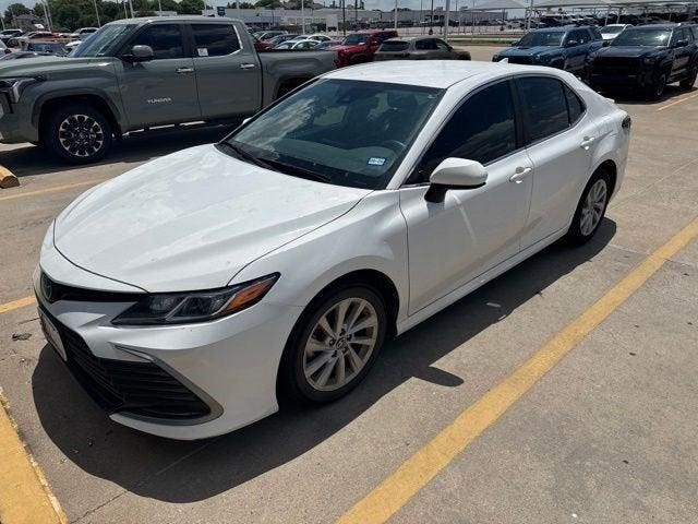 2022 Toyota Camry LE