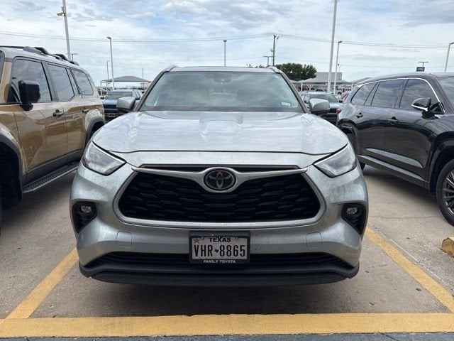 2023 Toyota Highlander XLE