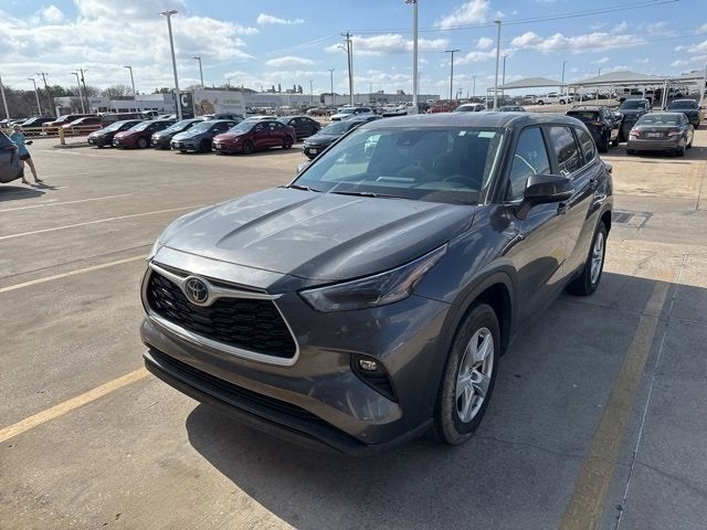2025 Toyota Highlander LE