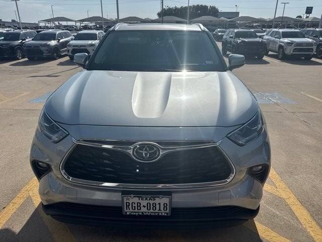 2022 Toyota Highlander Limited