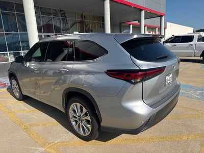 2022 Toyota Highlander Limited