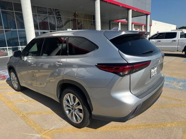 2022 Toyota Highlander Limited