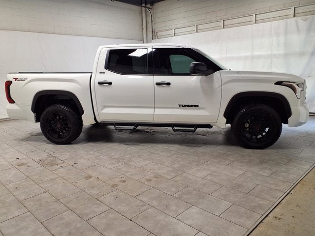 2023 Toyota Tundra 4WD SR5