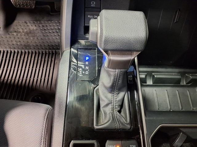 2023 Toyota Tundra 4WD SR5