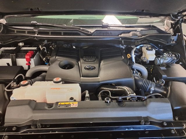 2025 Toyota Tundra 4WD SR5