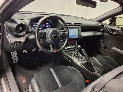 2025 Toyota GR86 Premium