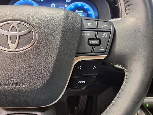 2025 Toyota Crown Signia Limited