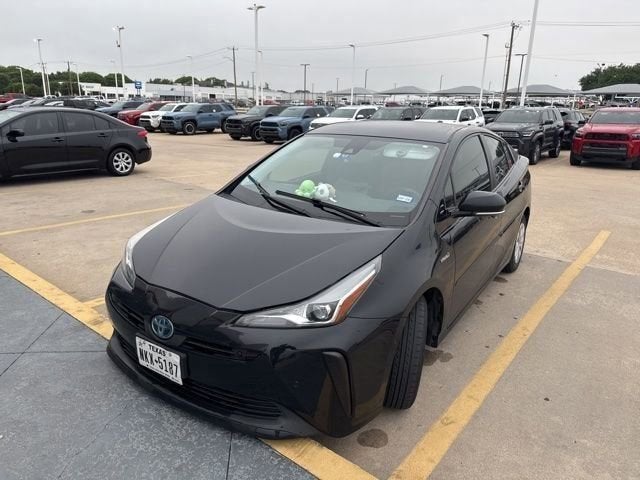 2020 Toyota Prius LE
