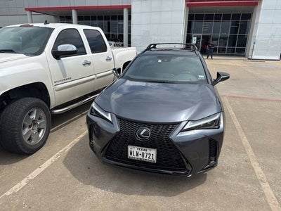 2024 Lexus UX 250h F SPORT Handling