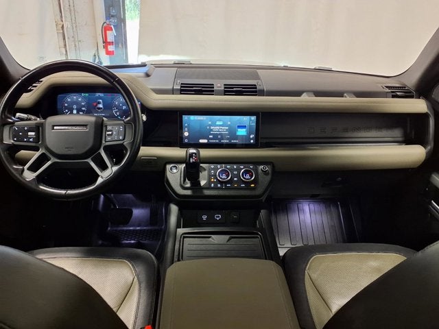 2021 Land Rover Defender X-Dynamic SE