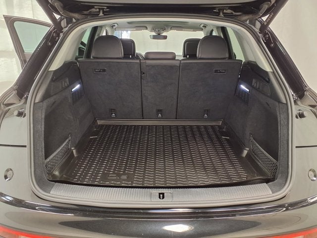 2023 Audi Q5 45 S line Premium