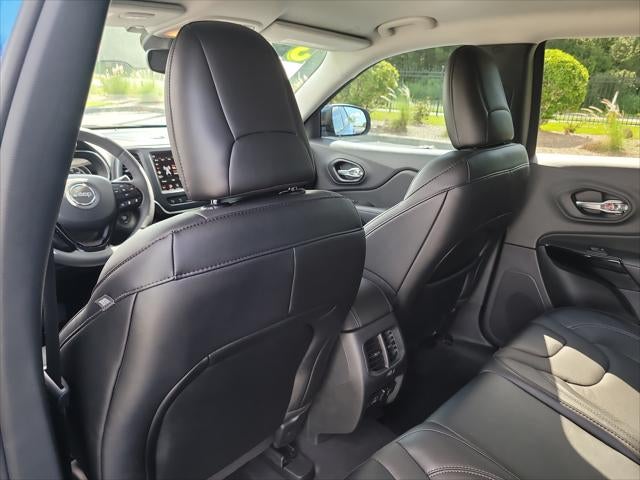 2023 Jeep Cherokee Altitude Lux