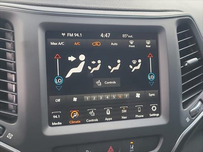 2023 Jeep Cherokee Altitude Lux