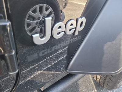 2025 Jeep Gladiator Sport