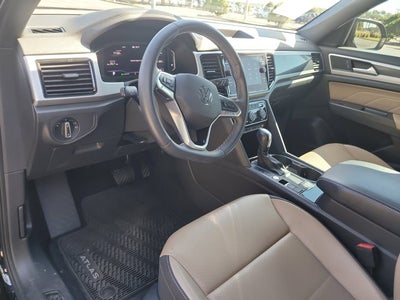 2023 Volkswagen Atlas Cross Sport 3.6L V6 SE with Technology