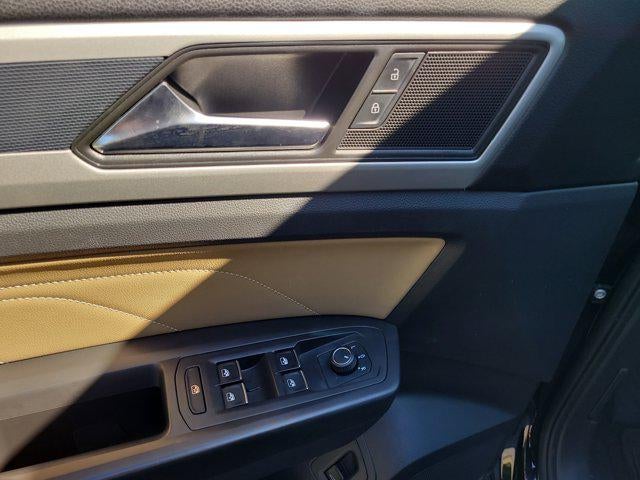 2023 Volkswagen Atlas Cross Sport 3.6L V6 SE with Technology