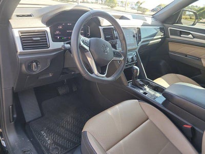 2023 Volkswagen Atlas Cross Sport 3.6L V6 SE with Technology