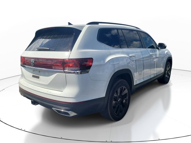 2024 Volkswagen Atlas 2.0T SE with Technology
