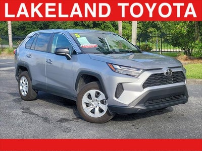 2025 Toyota RAV4 LE