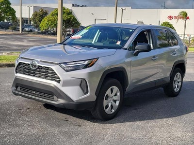 2025 Toyota RAV4 LE