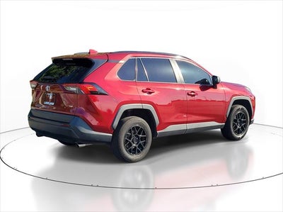 2020 Toyota RAV4 LE