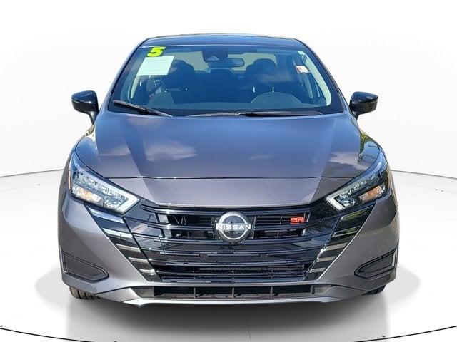 2025 Nissan Versa SR