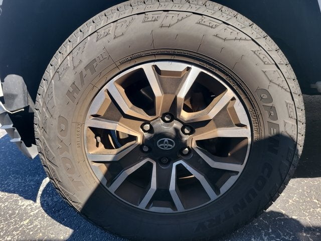 2021 Toyota Tacoma 2WD SR5