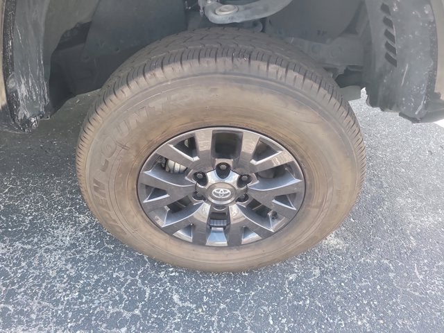 2022 Toyota TACOMA SR5 SR5