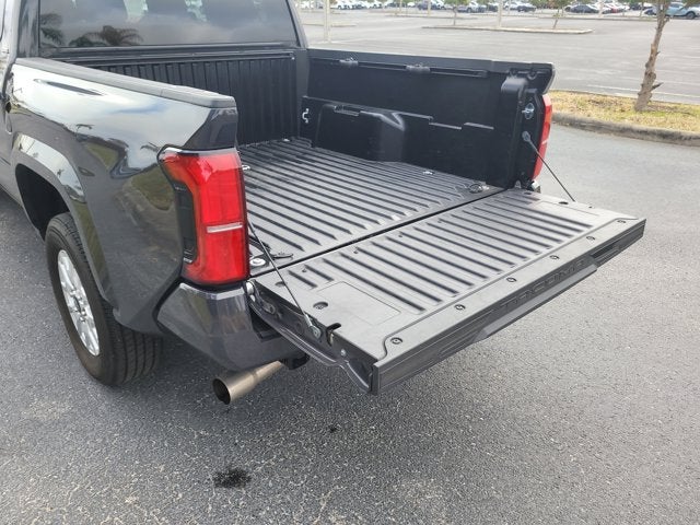 2024 Toyota TACOMA SR5 SR5