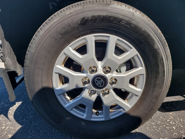 2024 Toyota Tacoma 2WD SR5