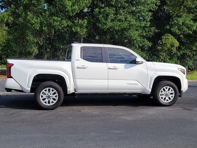 2024 Toyota TACOMA SR5 SR5