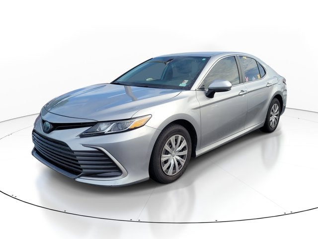 2022 Toyota Camry Hybrid LE