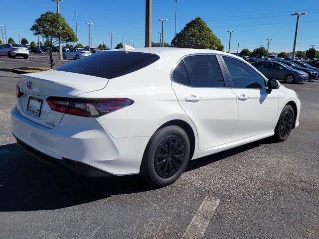2024 Toyota Camry Hybrid LE