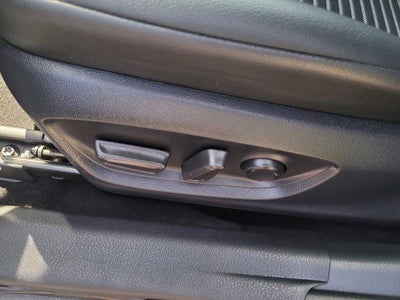 2023 Toyota Camry Hybrid SE