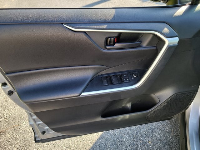 2021 Toyota RAV4 Hybrid Hybrid LE