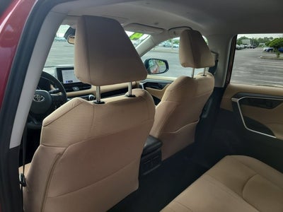 2024 Toyota RAV4 Hybrid LE