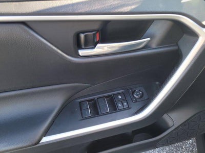 2022 Toyota RAV4 HYBRID Hybrid XLE