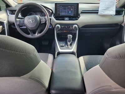 2022 Toyota RAV4 Hybrid XLE