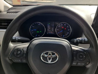 2022 Toyota RAV4 Hybrid XLE