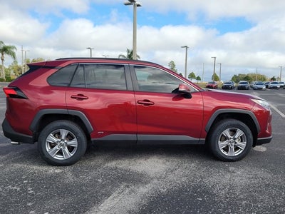 2022 Toyota RAV4 Hybrid XLE