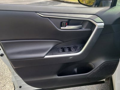 2024 Toyota RAV4 HYBRID Hybrid XLE