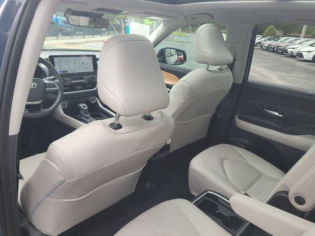2025 Toyota GRAND HIGHLANDER Limited