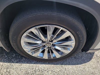 2024 Toyota2 Grand Highlander ? XLE